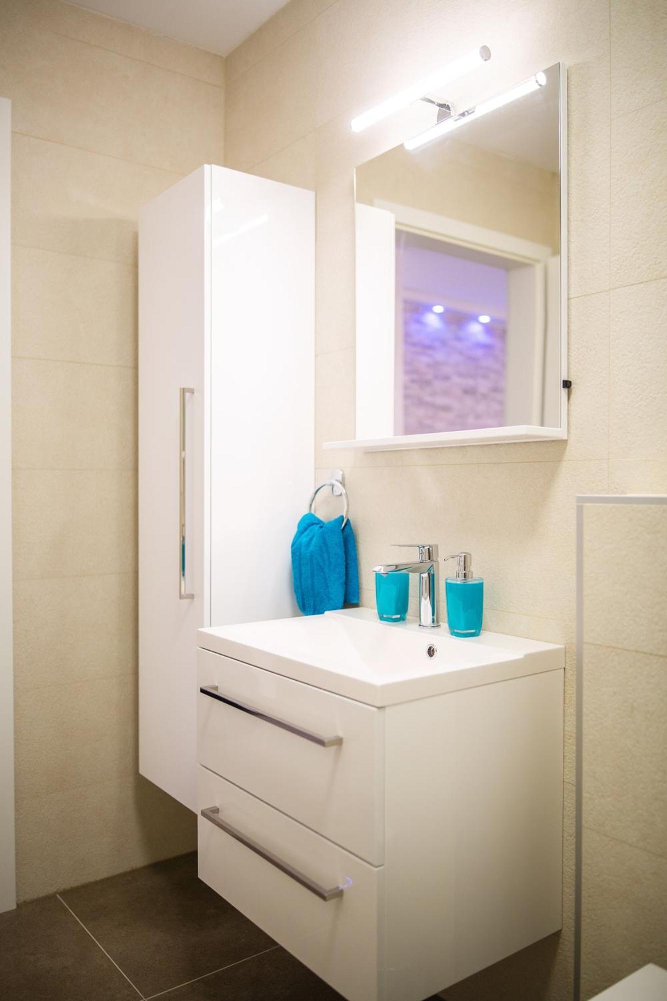 Azzurro Apartment Пиран Екстериор снимка